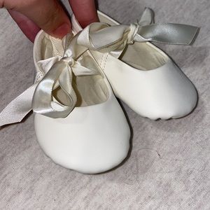 Baby Girl Ballet Slippers - Ivory